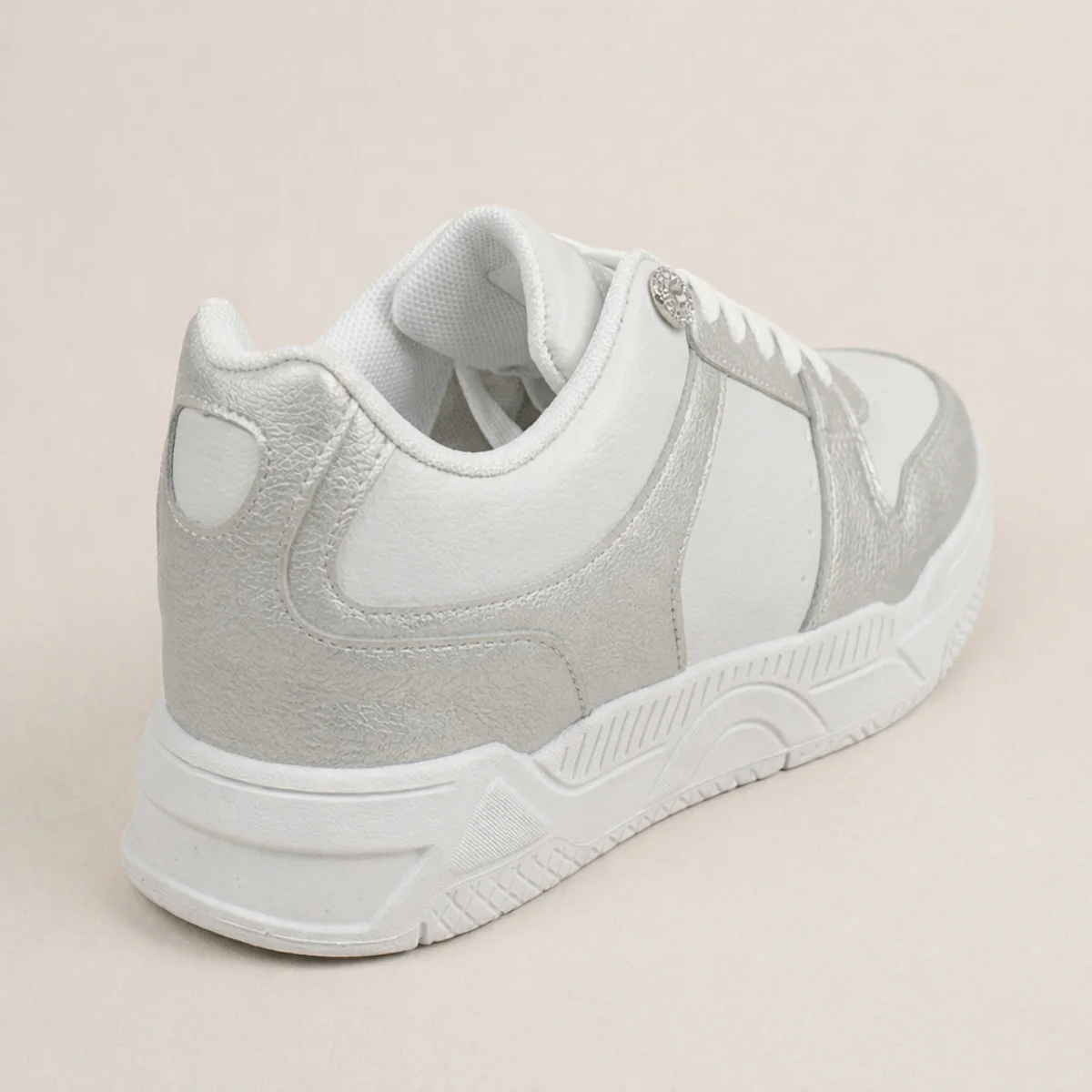 tenis urbano con plataforma giochi 018 para dama juvenil lat (copia) tenis urbano con plataforma giochi 018 para dama juvenil lat (copia)