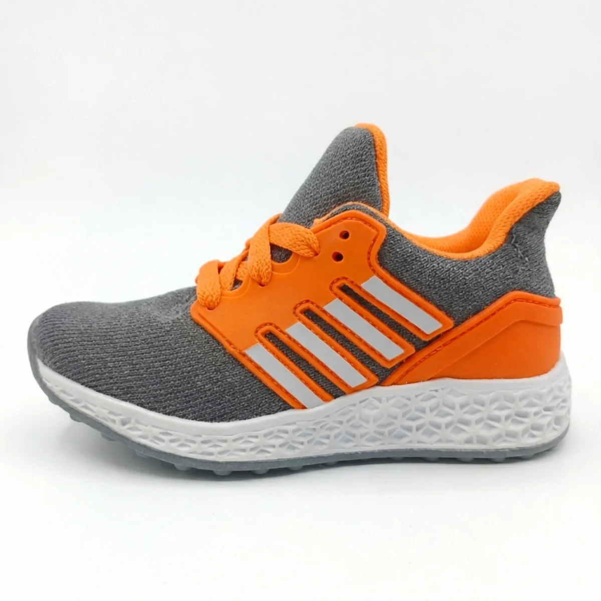 Tienda Zapaterías Guzmán tenis casual niña negro con rosa y ajuste de velcro