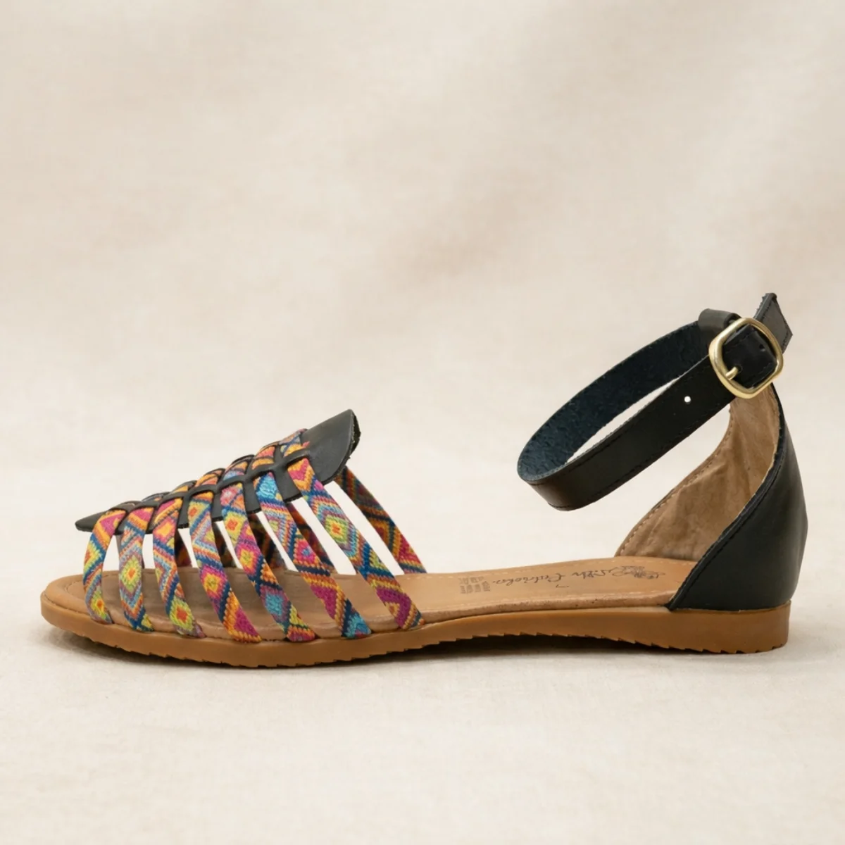 ana polet 200 (charol) ana polet 200 (charol)