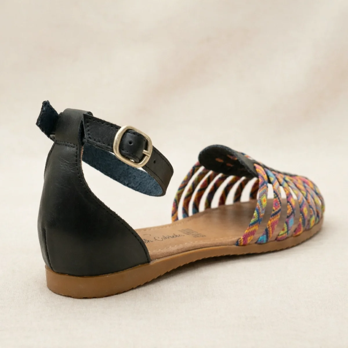 ana polet 200 (charol) ana polet 200 (charol)