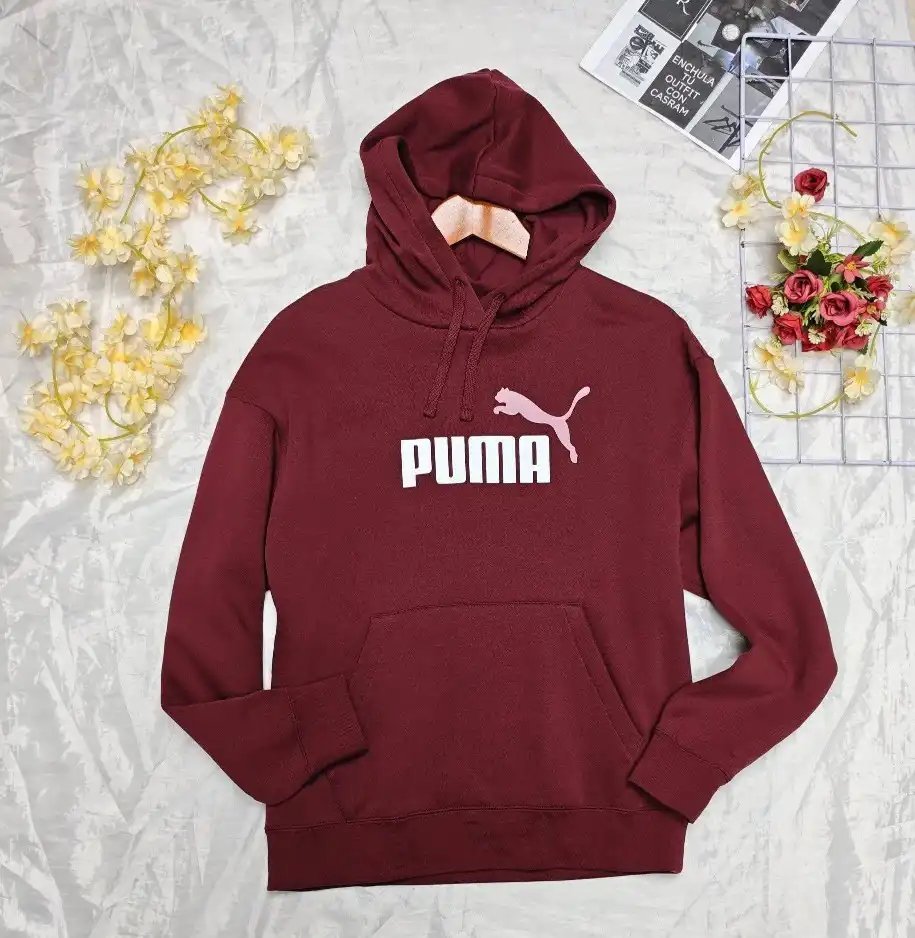 2026/06/1000176849.jpg copia de hoodie negro rebook