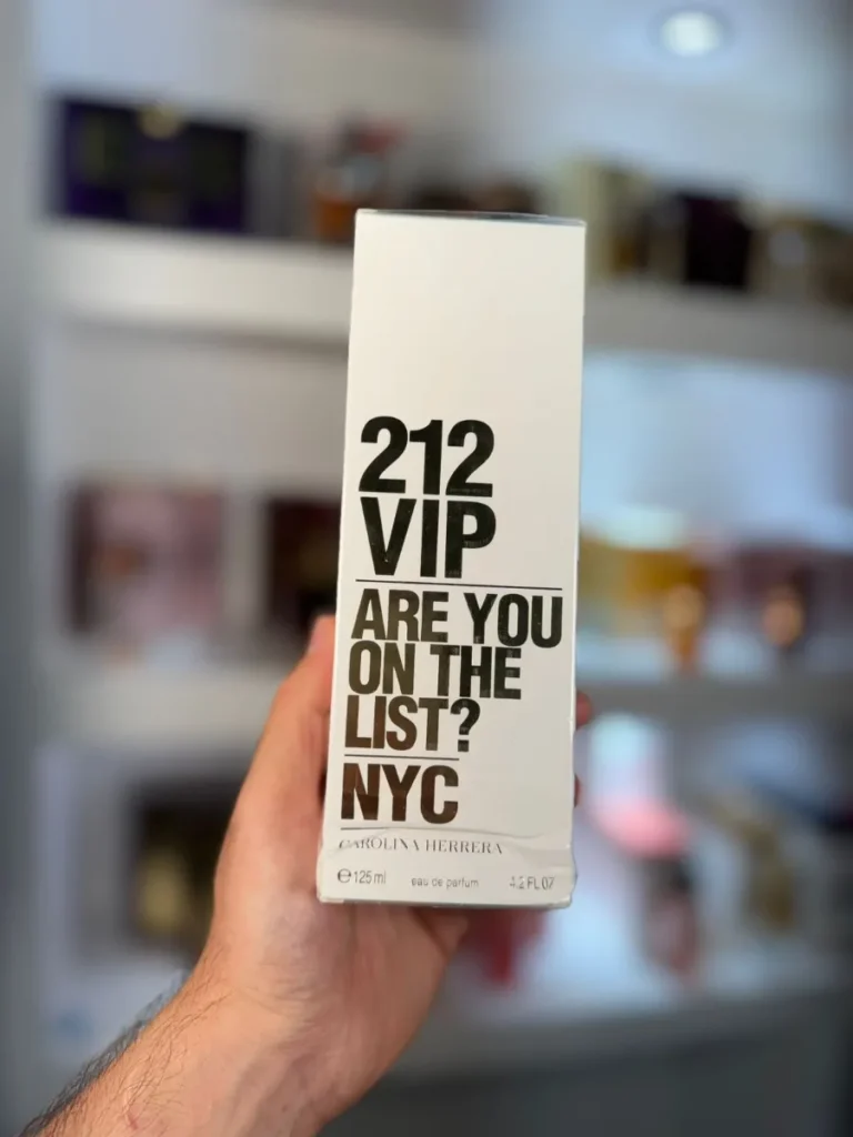 212 VIP Are you on the list? NYC Carolina Herrera