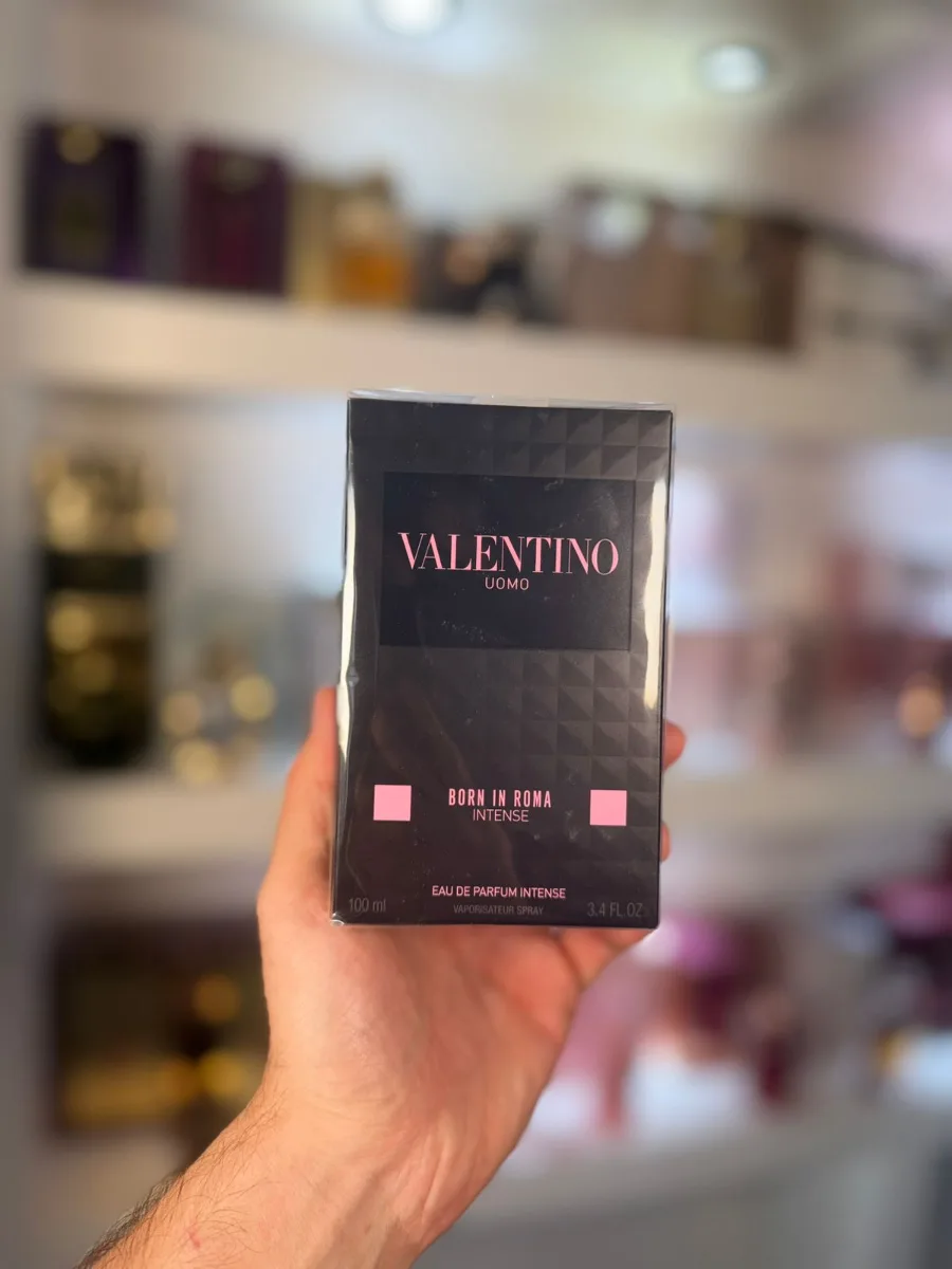 Valentino UOMO Intense